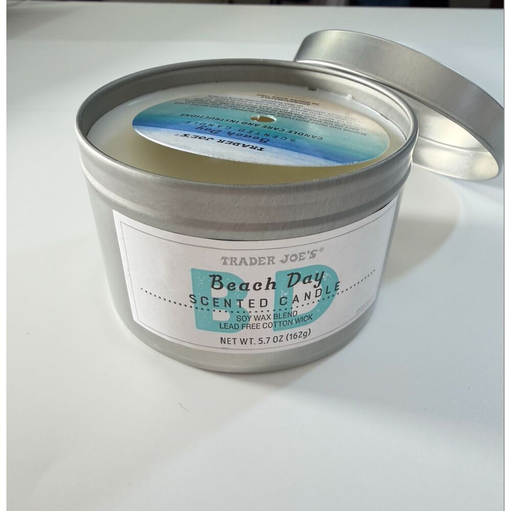 Trader Joe's Beach Day Scented Candle 5.7 oz NEW Limited Seasonal Home Fragrance